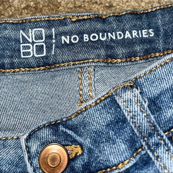 NOBO High Rise Jean Shorts Distressed Stretchy Boho High Waisted Womens Size 27 - Picture 3 of 6